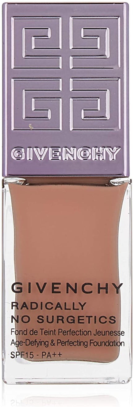 GIVENCHY ラディカリー ノーサージェティクス ファンデーション