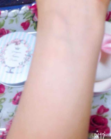 すっぴんパウダー/クラブ/プレストパウダーを使ったクチコミ(3枚目)