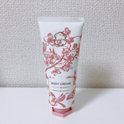 ボディクリーム チューブ チェリーブロッサム/Laline/ボディクリームを使ったクチコミ(2枚目)