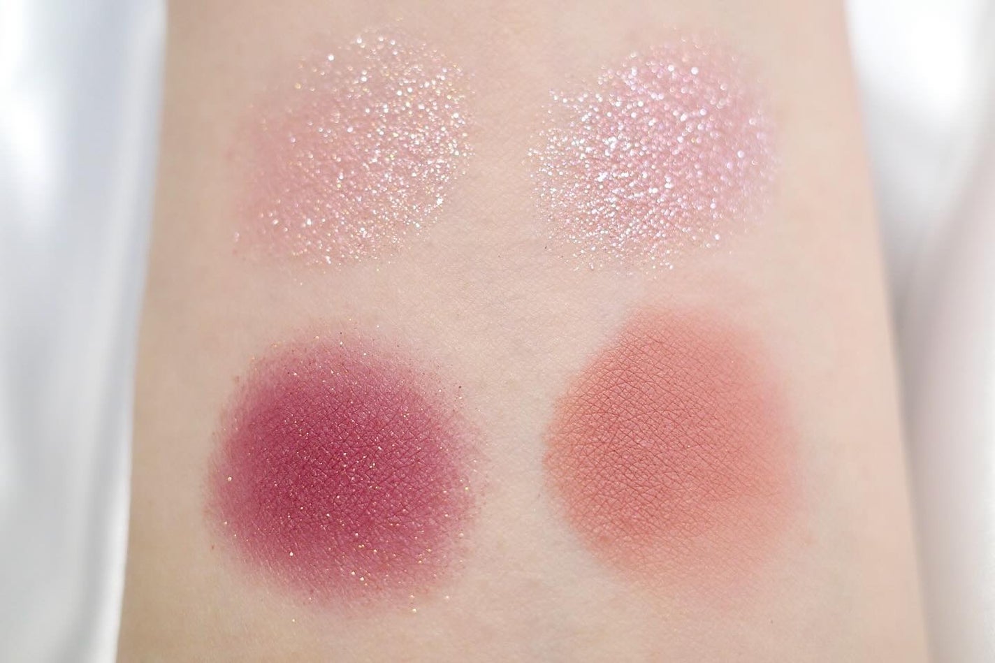 クチュール ミニ クラッチ/YVES SAINT LAURENT BEAUTE/アイシャドウパレットを使ったクチコミ(4枚目)