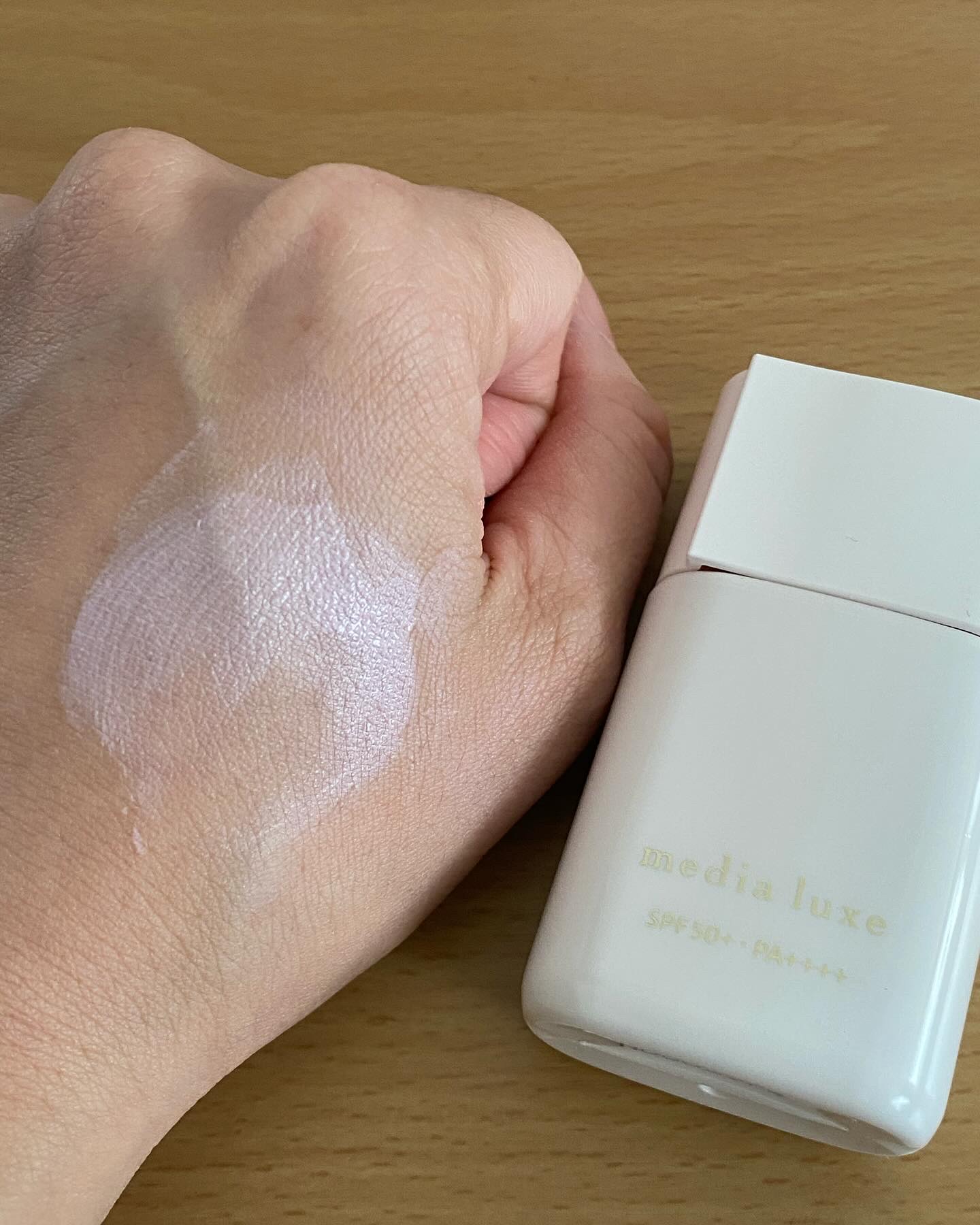 リュクス　スムースビューティーベース/media/化粧下地を使ったクチコミ（3枚目）