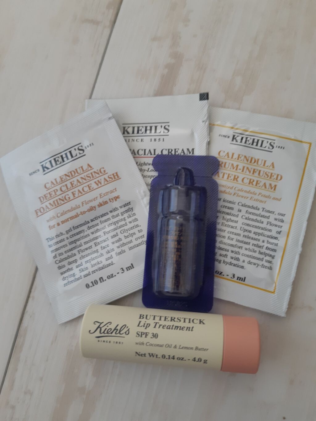 キールズ バタースティック リップ トリートメント/Kiehl's/リップケアを使ったクチコミ（1枚目）