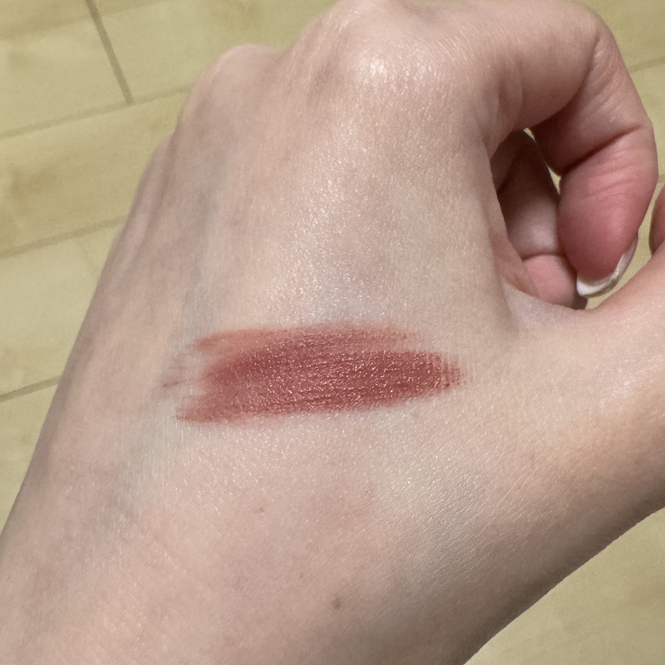 NEW NUDE ムーディームースリップ 955L 初桃/Joocyee/口紅を使ったクチコミ（2枚目）