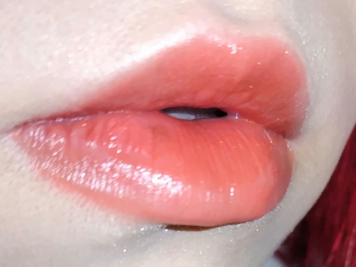 ラスターガラス リップスティック ローカル セレブ（牡羊座）限定パッケージ/M・A・C/口紅を使ったクチコミ（3枚目）