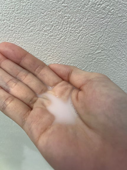 primera ハイドロ グロウ トリートメント エッセンスのクチコミ「○深層保湿改善
角層10層まで潤して強固なバリア膜を形成
○毛穴弾力改善
肌の表面と内側の弾.....」(3枚目)