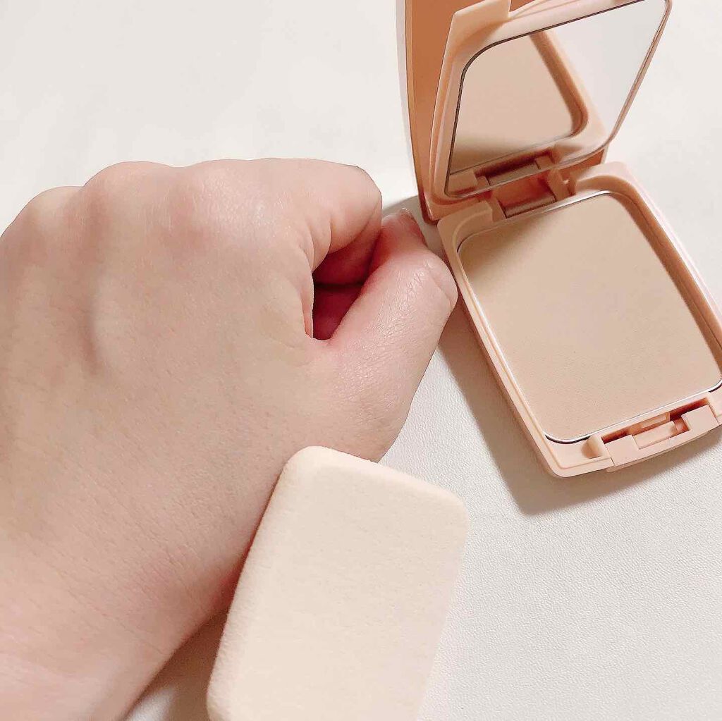 24 ミネラルモイストパウダーファンデ/24h cosme/パウダーファンデーションを使ったクチコミ（3枚目）