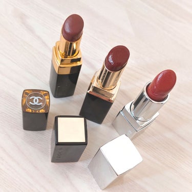 SUQQU モイスチャー リッチ リップスティックのクチコミ「秋のショコラリップ👄

#SUQQU　モイスチャー　リッチ　リップスティック　10　焦紅
12.....」（2枚目）