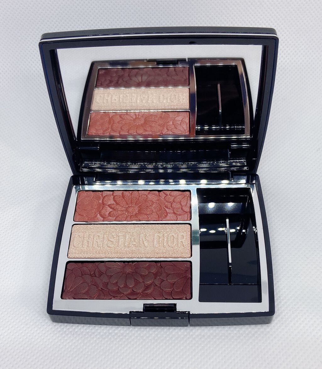 トリオ ブリック パレット＜ピュア グロウ＞/Dior/アイシャドウパレットを使ったクチコミ（1枚目）