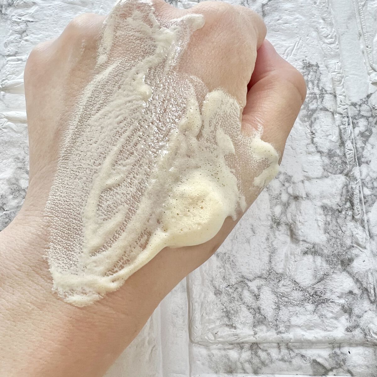 シンムース CCベース M 02 バナナオークル/VIVISION/CCクリームを使ったクチコミ（3枚目）