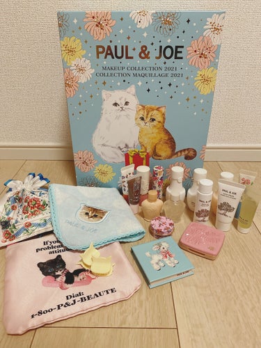 PAUL & JOE BEAUTE
メイクアップ コレクション 2021


11/1に発売したポール&ジョーのクリスマスコフレ🎄
アドベントカレンダーですが我慢できず一気に開けちゃいました笑


ポー