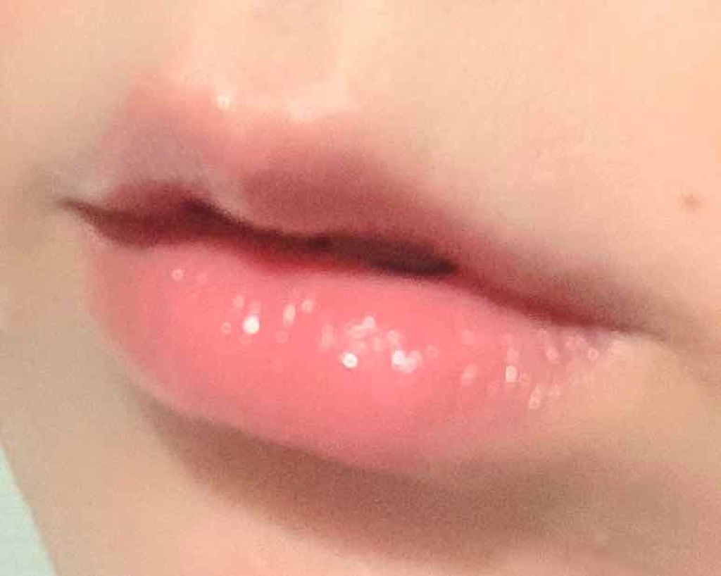 メスメリック リップスティック/CHICCA/口紅を使ったクチコミ（2枚目）