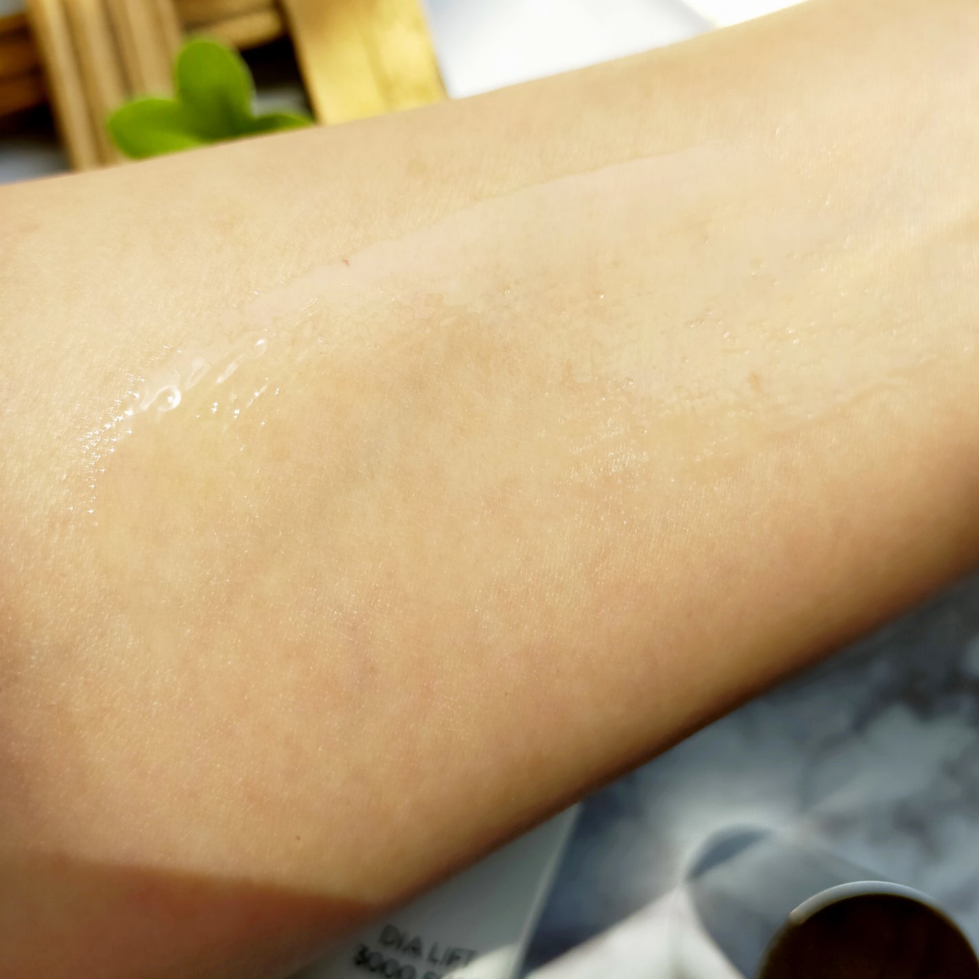 ダイヤリフト3000ショット/ECLIMOI/フェイスクリームを使ったクチコミ(4枚目)