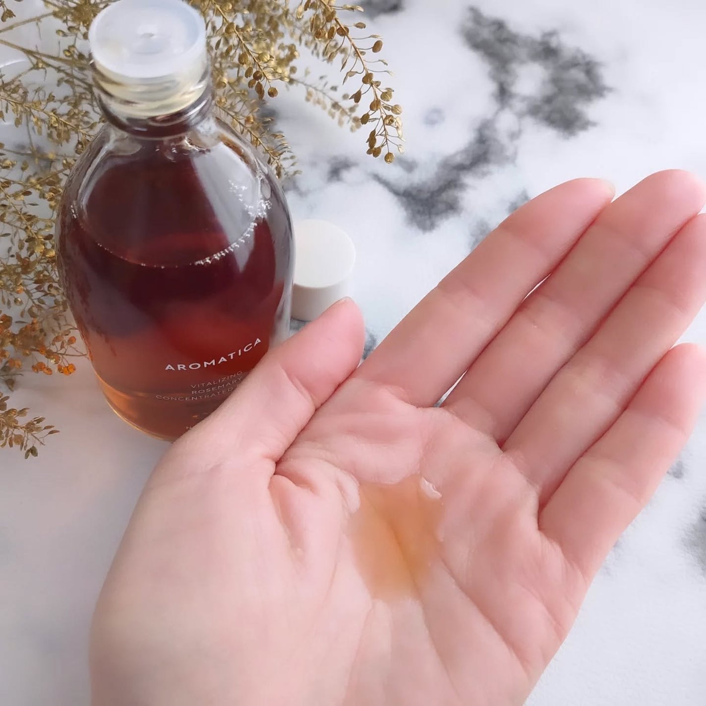 ローズマリーコンセントレイテッドエッセンス/AROMATICA/美容液を使ったクチコミ(4枚目)