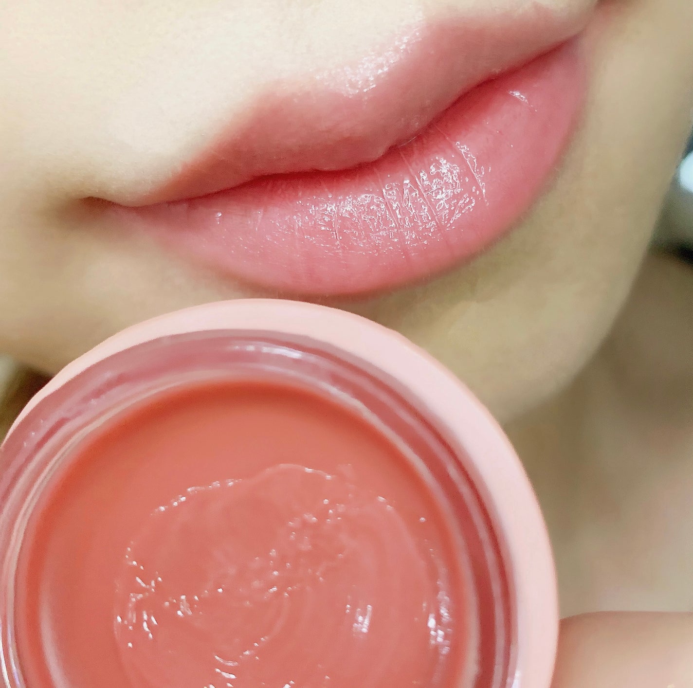 GLOWY TINT BALM/AOU/リップグロスを使ったクチコミ(4枚目)