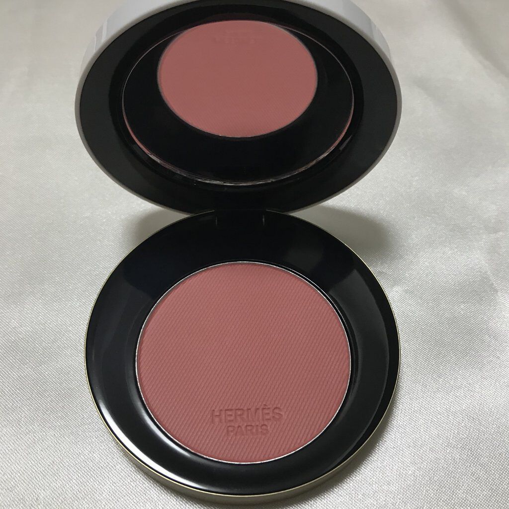 ローズ・エルメス ファー ア ジュ プードル ソワユーズ/エルメス/パウダーチークを使ったクチコミ(3枚目)