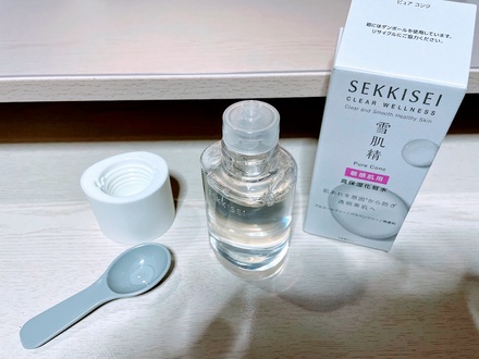 雪肌精 クリアウェルネス ピュア コンクSSのクチコミ「うるおいバリアを補って、肌あれを原因※から防ぐ。

敏感肌のための高保湿化粧水。

 

※原.....」（3枚目）