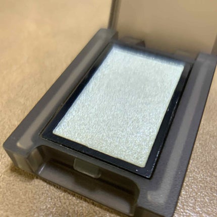 セルヴォーク ヴォランタリー アイズ/Celvoke/単色アイシャドウを使ったクチコミ(2枚目)