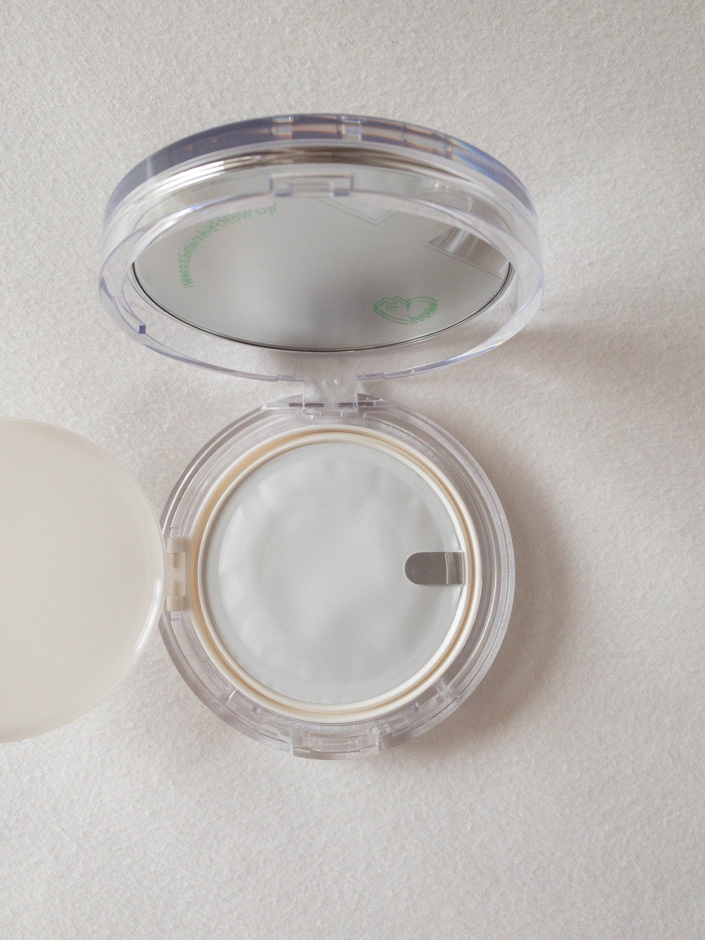 ムードヴィーガングロークッション/PERIPERA/クッションファンデーションを使ったクチコミ(3枚目)