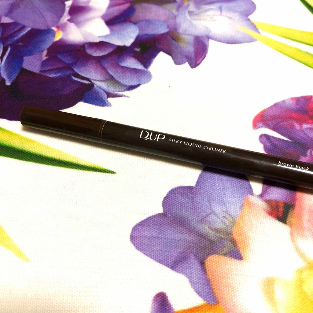 【旧品】シルキーリキッドアイライナーWP/D-UP/リキッドアイライナーを使ったクチコミ（1枚目）