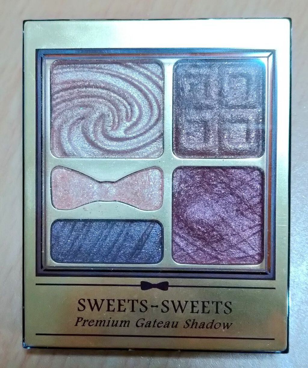 プレミアムガトーシャドウ/スウィーツ スウィーツ/アイシャドウパレットを使ったクチコミ（3枚目）
