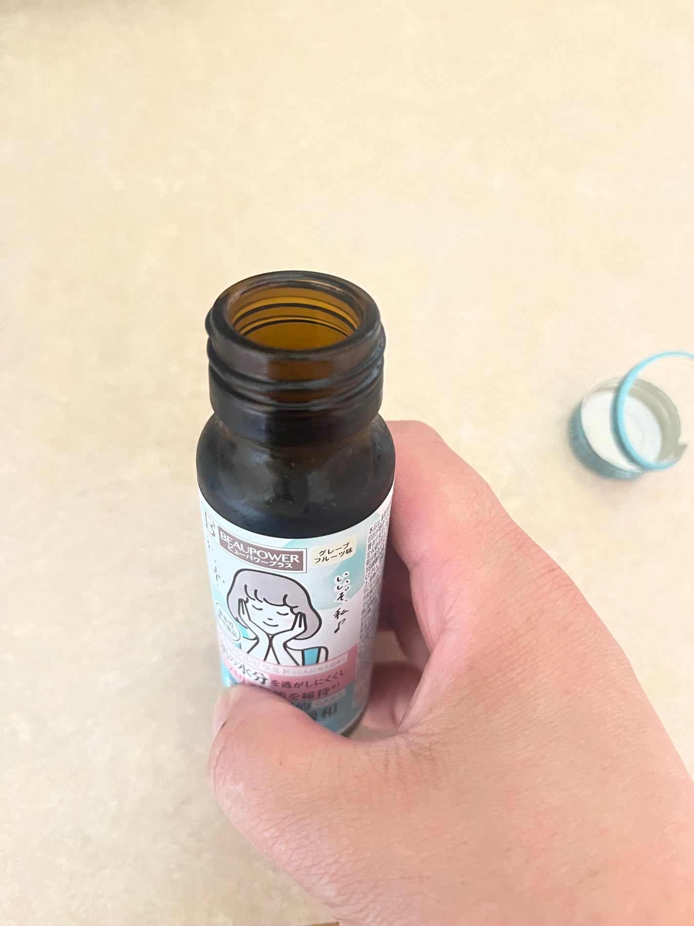 S on LIPS 「ビューパワープラスセラミド・GABA<ドリンク>『肌』と『一時..」(4枚目)