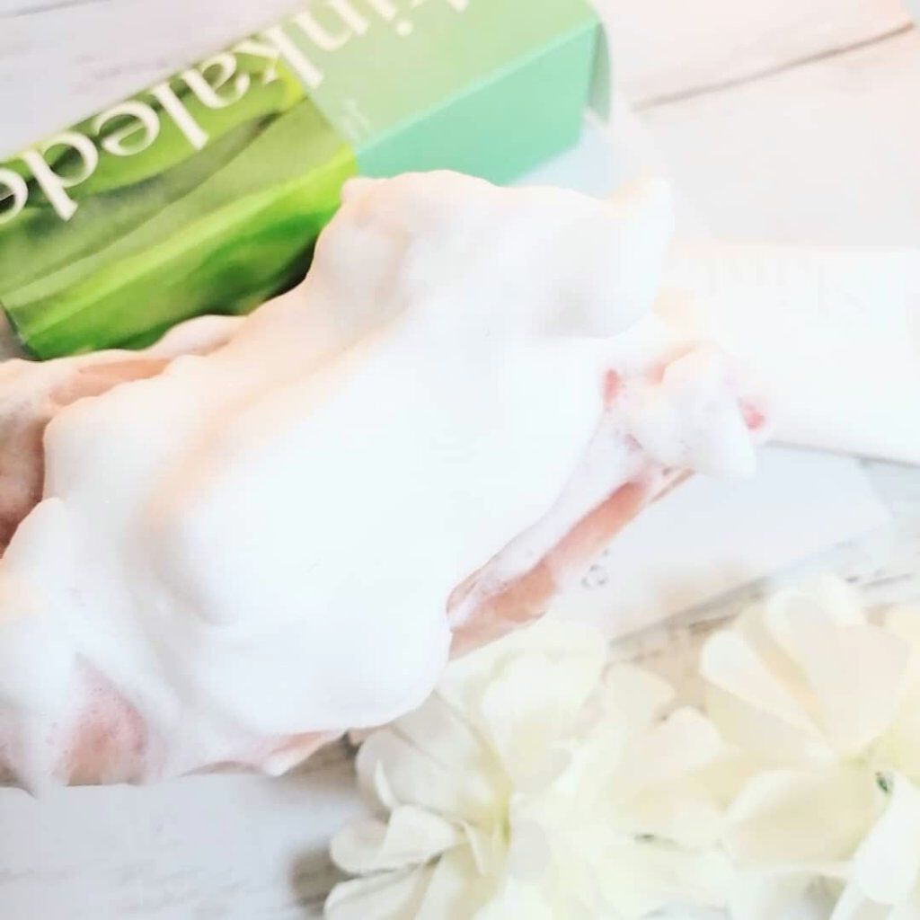 スキンケールド ブースターフォームのクチコミ「ブースターの役割をひしひしと感じるアラフォーのお肌。﻿
ブースター＝化粧水、オイルという印象が.....」（2枚目）