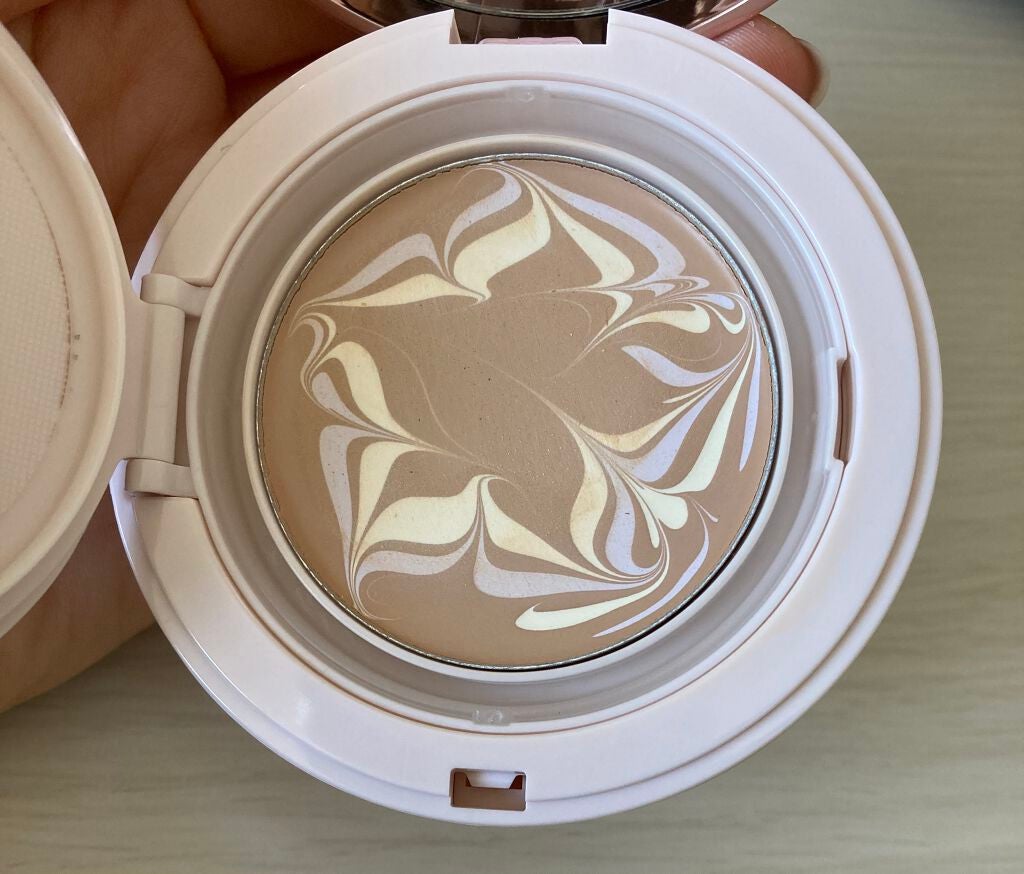 グロー アンプルパクト/MISSHA/クリーム・エマルジョンファンデーションを使ったクチコミ(2枚目)