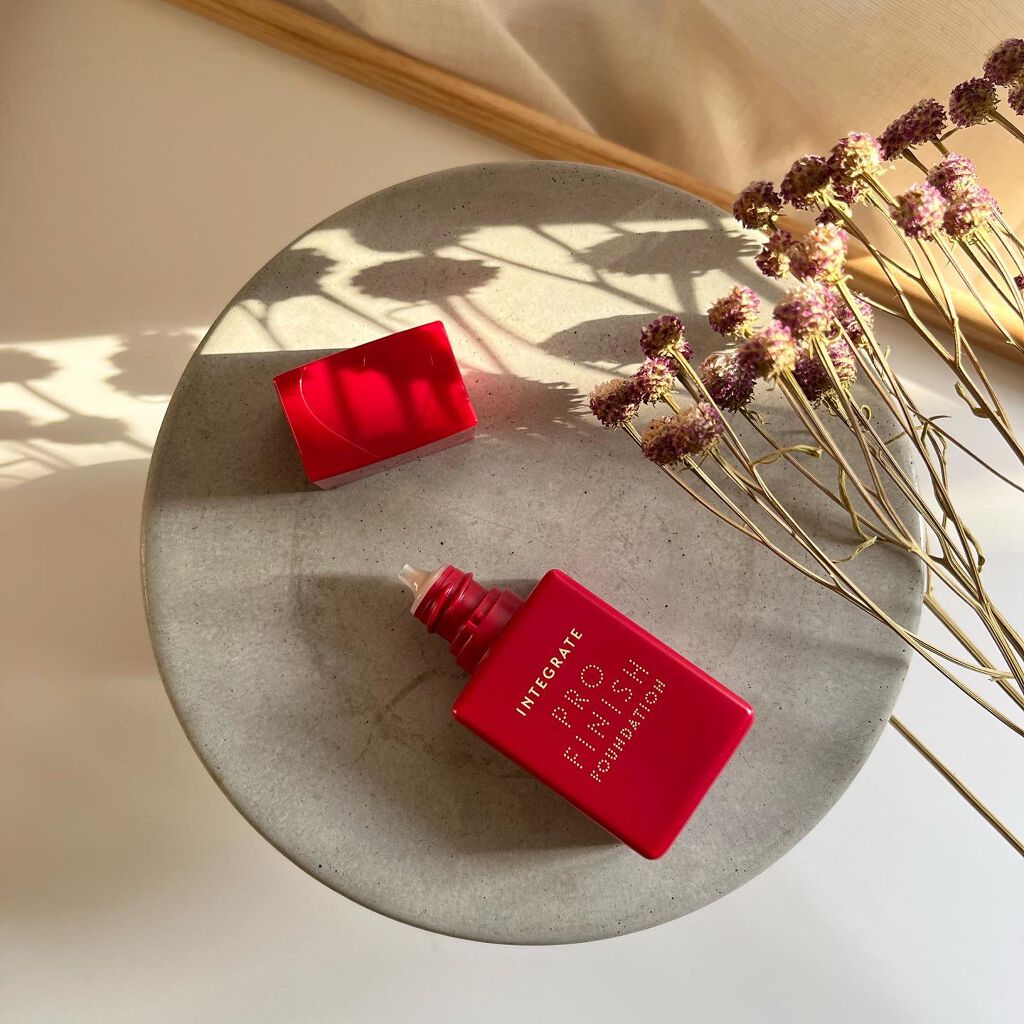 プロフィニッシュリキッド/インテグレート/リキッドファンデーションを使ったクチコミ(2枚目)