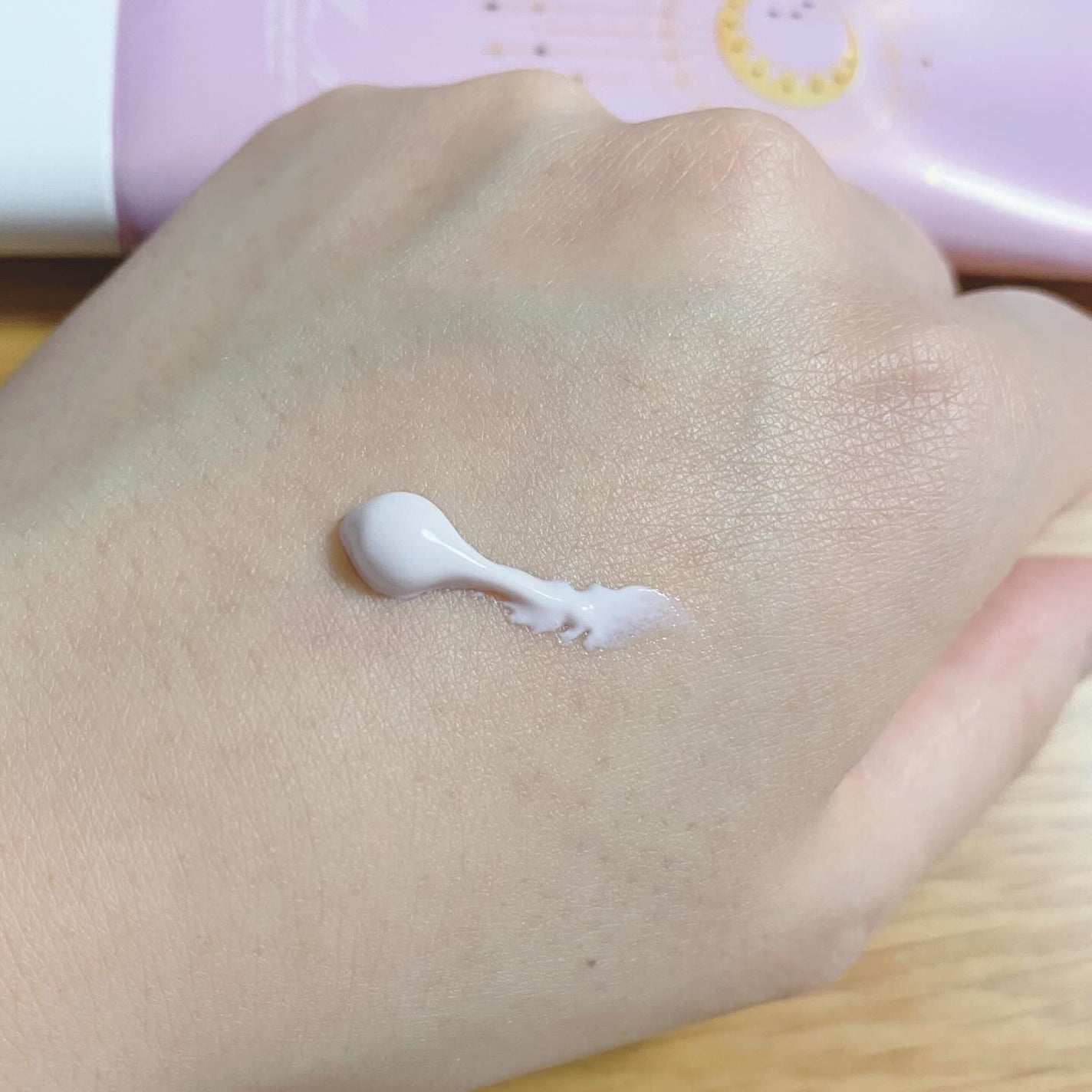 コラーゲンモイスチャーカラーコントロール/illuN/化粧下地を使ったクチコミ(2枚目)