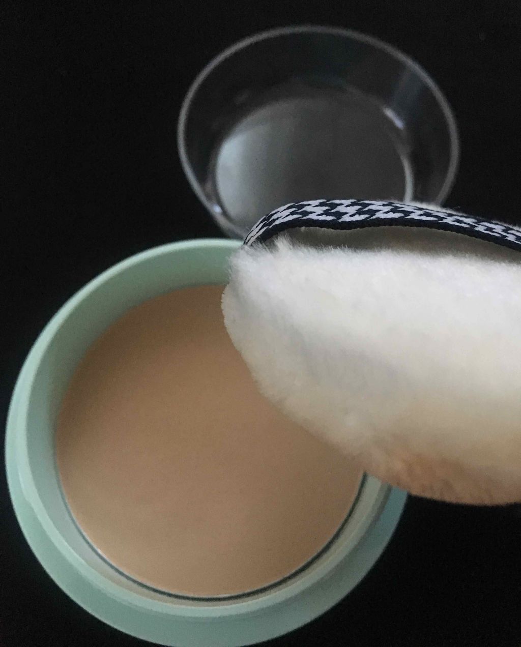 フェイスパウダー 薬用オークル/クリアラスト/プレストパウダーを使ったクチコミ(2枚目)