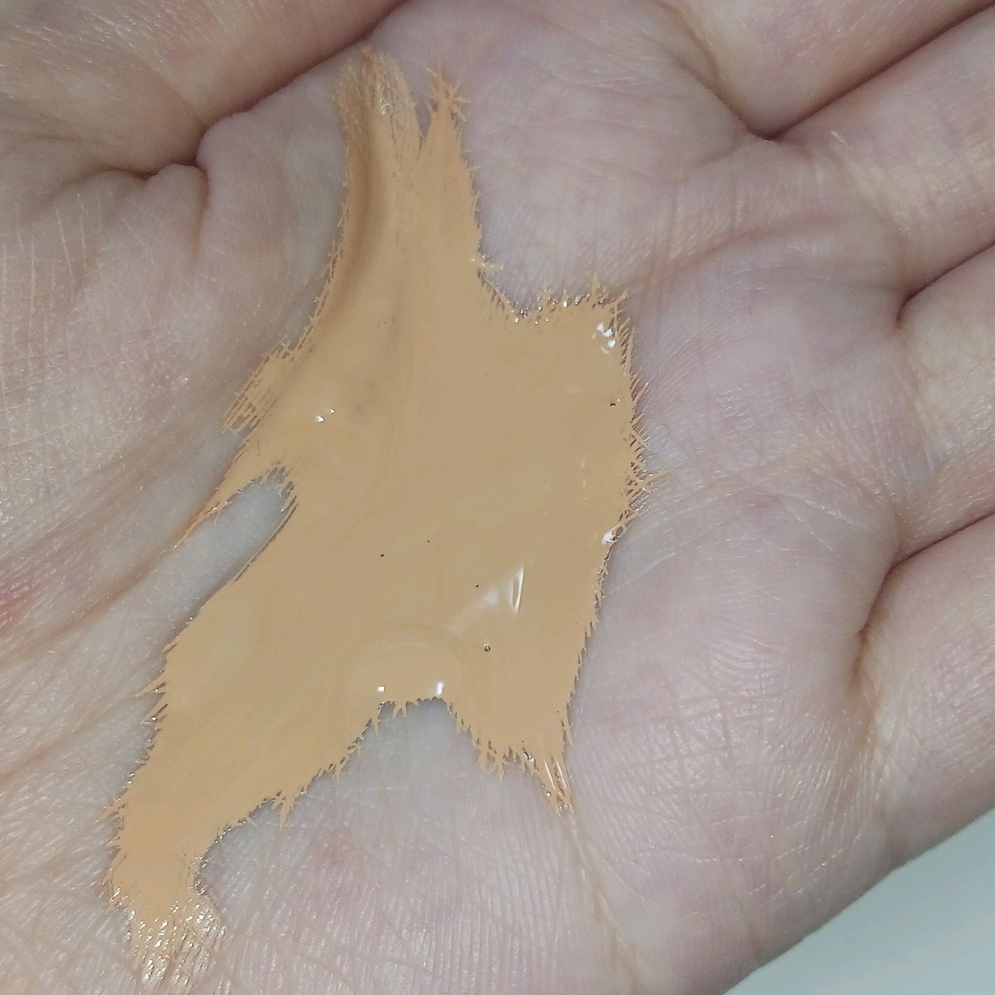 キル カバー ファンウェア ファンデーション/CLIO/リキッドファンデーションを使ったクチコミ(2枚目)