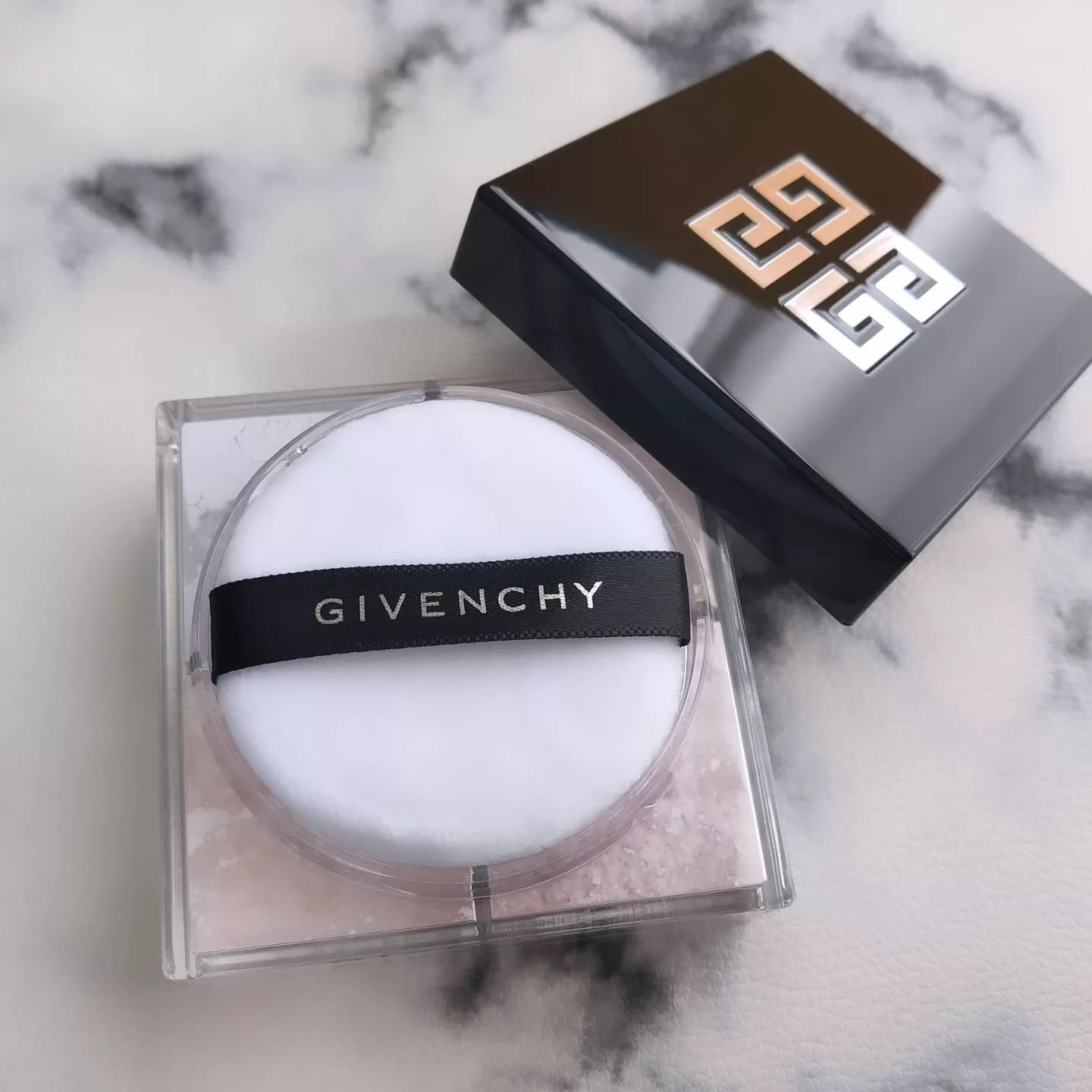 プリズム・リーブル/GIVENCHY/ルースパウダーを使ったクチコミ（3枚目）
