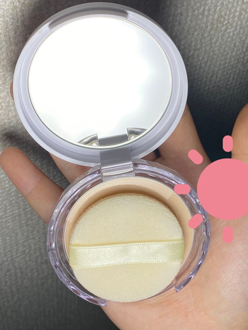 UVクリアフェイスパウダー/CEZANNE/プレストパウダーを使ったクチコミ(3枚目)