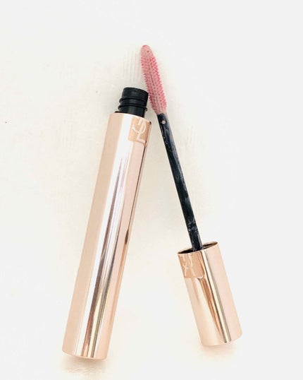 YVES SAINT LAURENT BEAUTE マスカラ ヴォリューム エフォシル フラッシュプライマーのクチコミ「重め睫毛さん!#激重一重 さん、これ使ってみてー!いつも下がりに下がってた睫毛上がりますよー!.....」(2枚目)