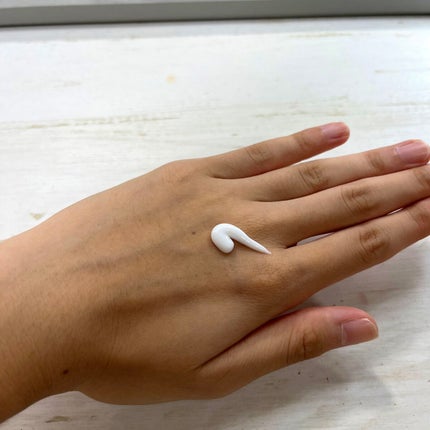 マンダム ディアフローラ オイルイン ハンド&ネイルクリーム ホワイトジャスミン/マンダム/ハンドクリームを使ったクチコミ(3枚目)