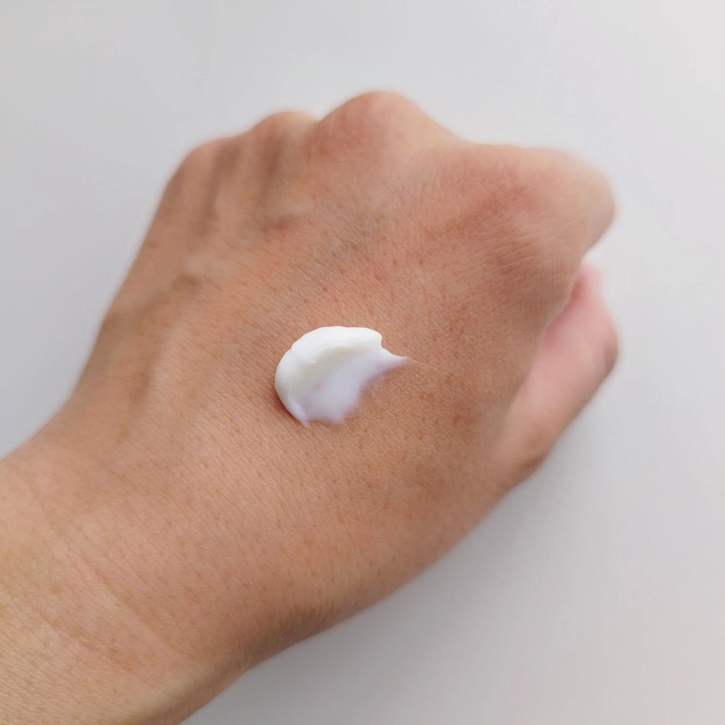 アンティミリ Wオイルイン クリーム/ナリス化粧品/フェイスクリームを使ったクチコミ（3枚目）