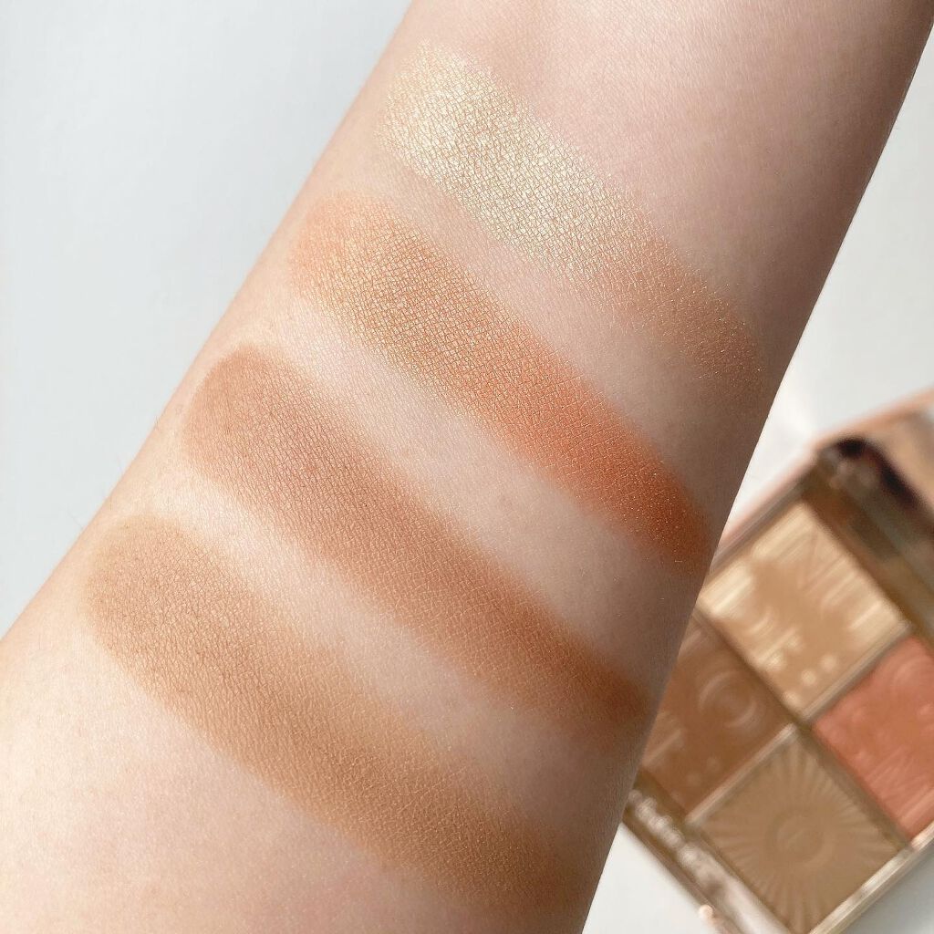 グロウガズム フェイスパレット ライトガズム/Charlotte Tilbury/パウダーチークを使ったクチコミ(2枚目)