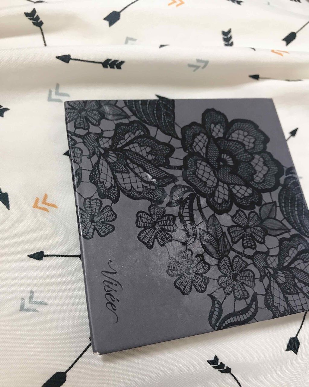 リシェ ヴェルヴェット シマー アイズ/Visée/アイシャドウパレットを使ったクチコミ（2枚目）