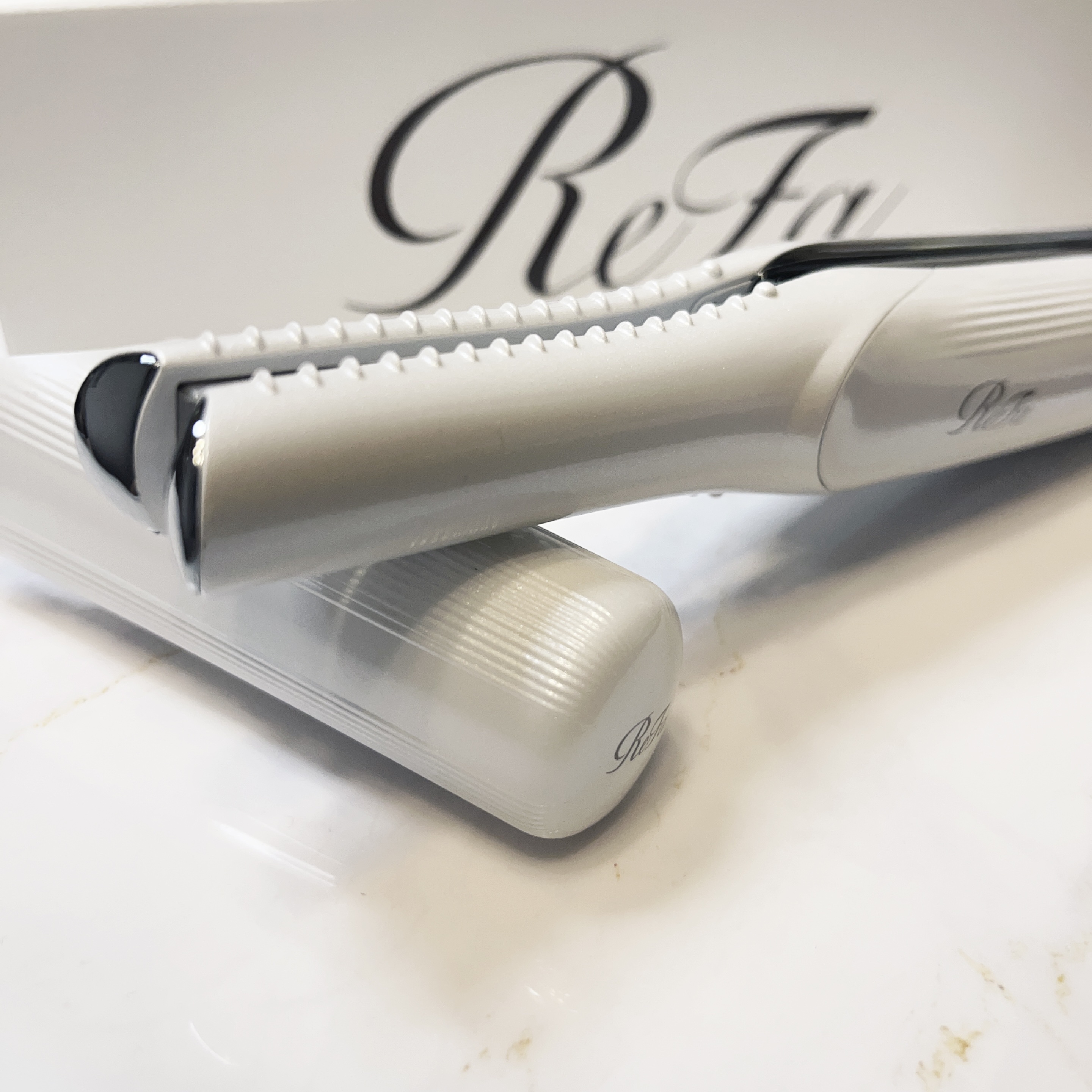 リファ ビューテック フィンガーアイロン 01 ホワイト/ReFa/ストレートアイロンを使ったクチコミ（1枚目）