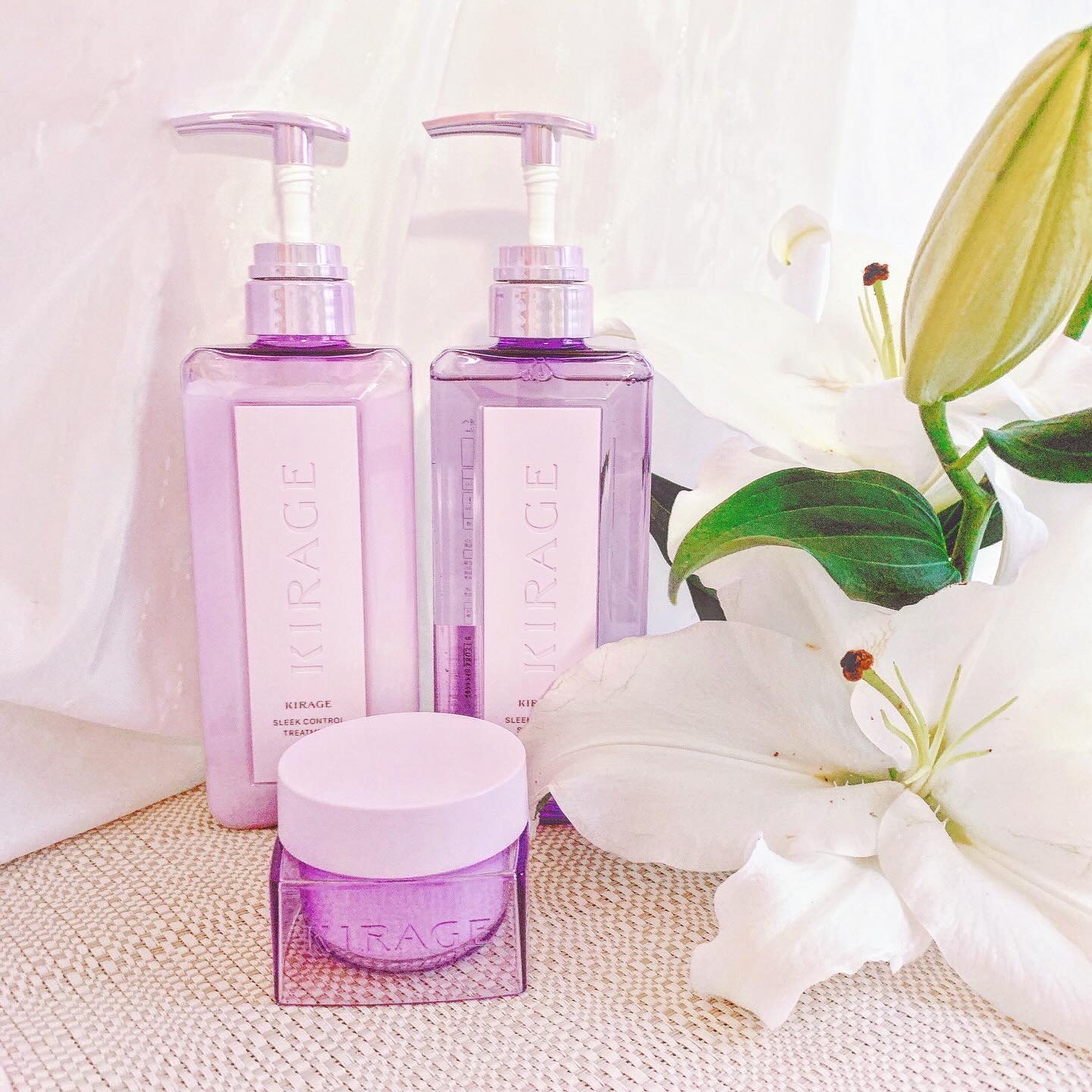 キラージュ スリークコントロール  シャンプー/ヘアトリートメントに星4個の評価をつけました
キラージュ スリークコントロール ジェルトリートメントに星4個の評価をつけました