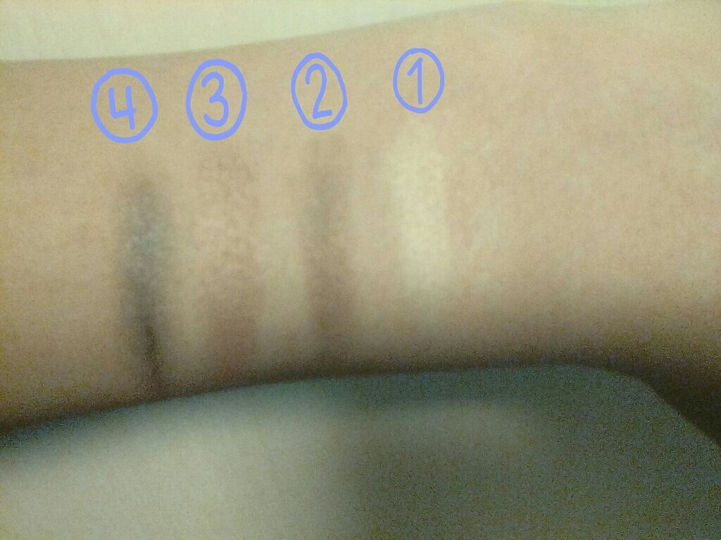 エルファー パールインアイシャドウ/DAISO/アイシャドウパレットを使ったクチコミ（2枚目）