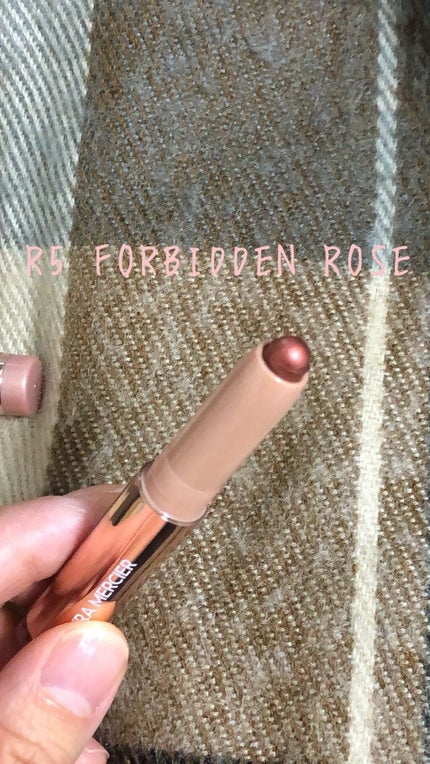 ローズグロウ リフレクションズ キャビアスティック トリオ/ローラ メルシエ/スティックアイシャドウを使ったクチコミ(5枚目)