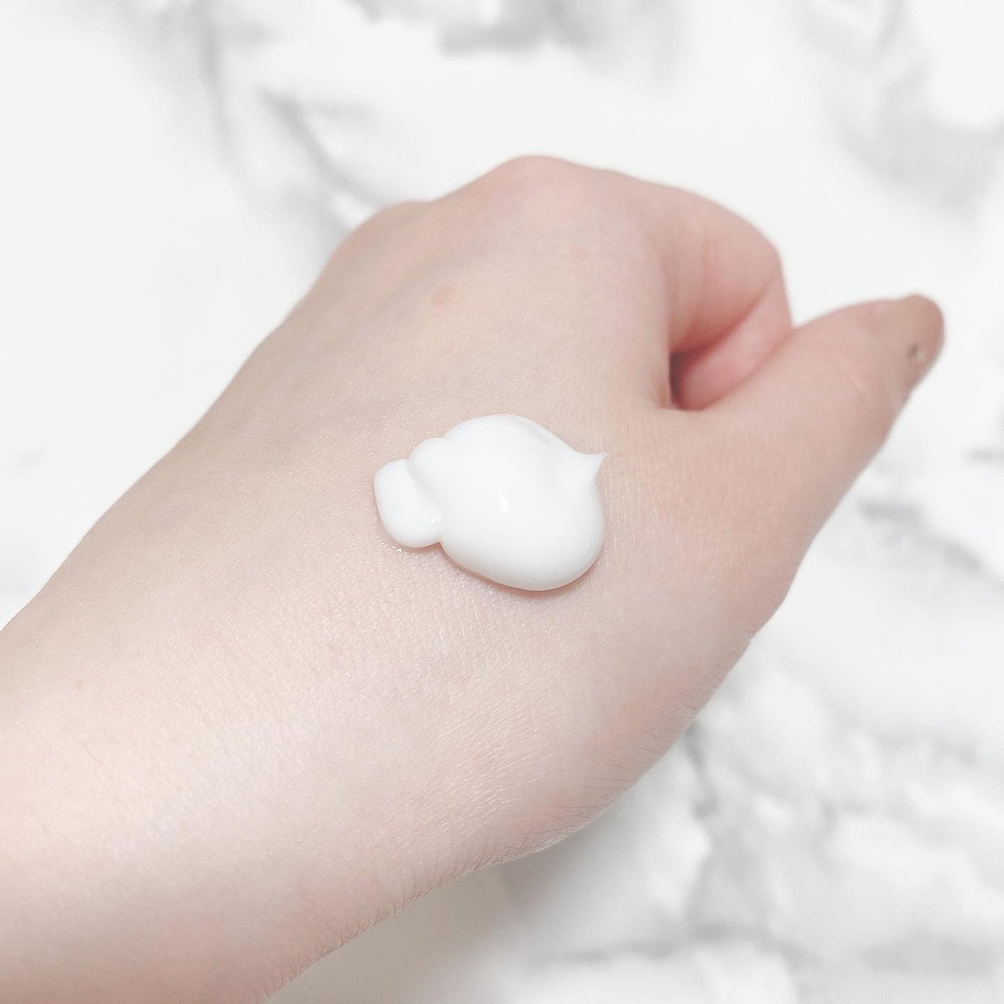 プレミアムボディクリーム at bath time/BARTH/ボディクリームを使ったクチコミ(2枚目)