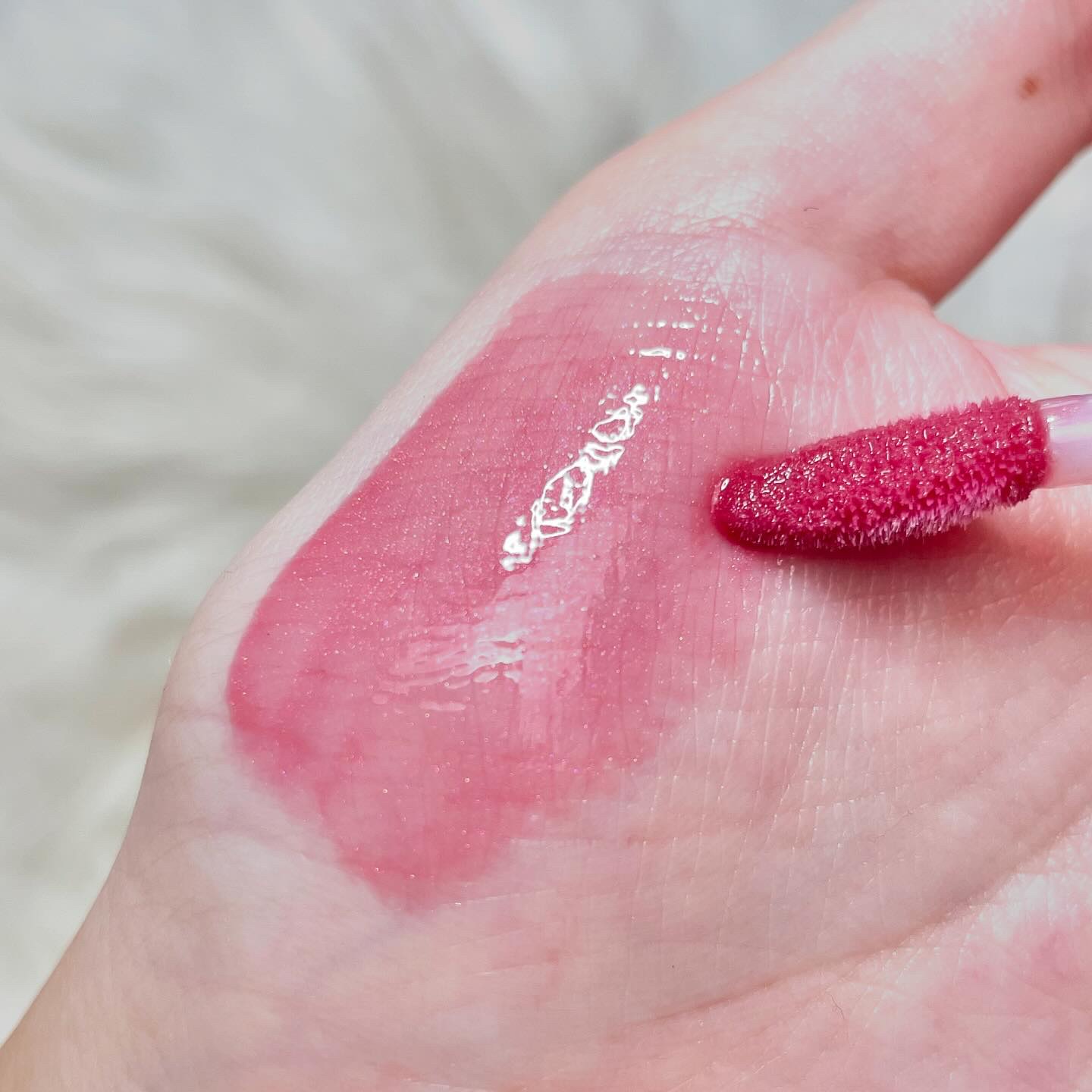 デュイジェルマキシグロス/wakemake/リップグロスを使ったクチコミ（3枚目）