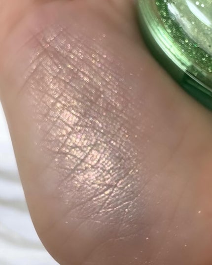 フィー グリッツストーンハイライター/fwee/パウダーハイライトを使ったクチコミ(3枚目)