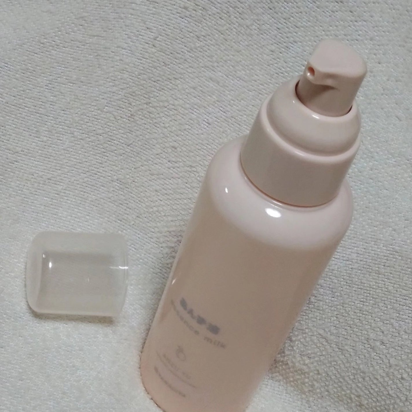 柳屋 あんず油 髪の浸透エッセンスミルク/柳屋あんず油/ヘアミルクを使ったクチコミ(4枚目)