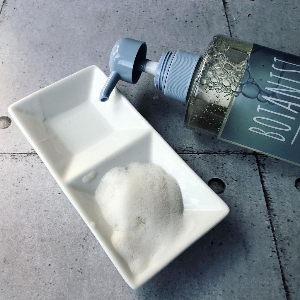 ボタニカルボディーソープ(クリアクレンズ)/BOTANIST/ボディソープを使ったクチコミ(3枚目)