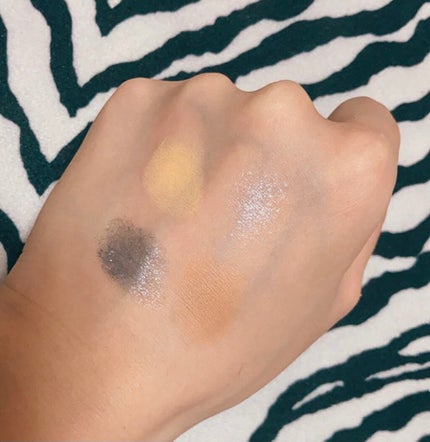 Venus Marble アイシャドウキャットシリーズ/Venus Marble/アイシャドウパレットを使ったクチコミ(3枚目)