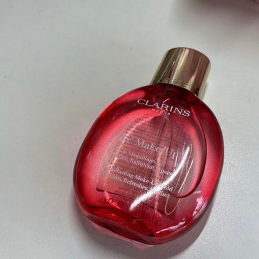 フィックス メイクアップ/CLARINS/ミスト状化粧水を使ったクチコミ（1枚目）