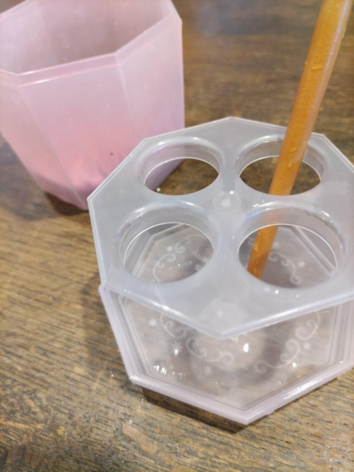 メイクブラシクリーナー/DAISO/その他化粧小物を使ったクチコミ(1枚目)